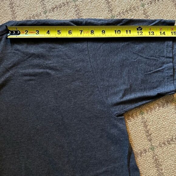 Charcoal Gray Friends “Unagi” short sleeve T-shirt L NWOT - Picture 5 of 6
